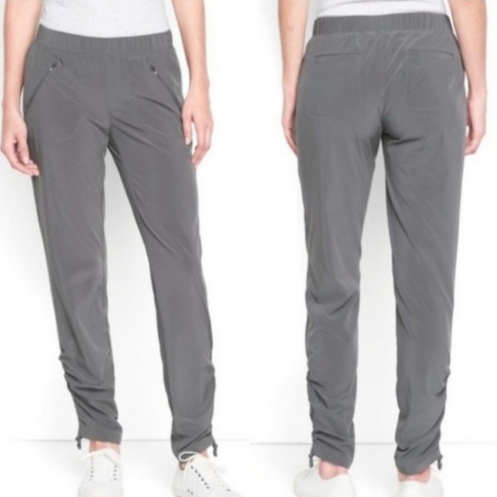 Athleta Aspire Ankle Pant Size 6 in gray